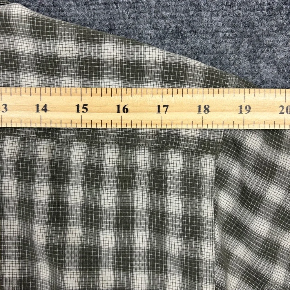 The North Face Shirt Mens L Green Plaid Short Sleeve Fishing Hiking Button Up